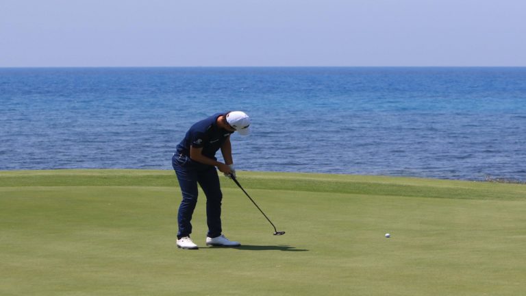 Renato Paratore sul green della buca 7 1280x720