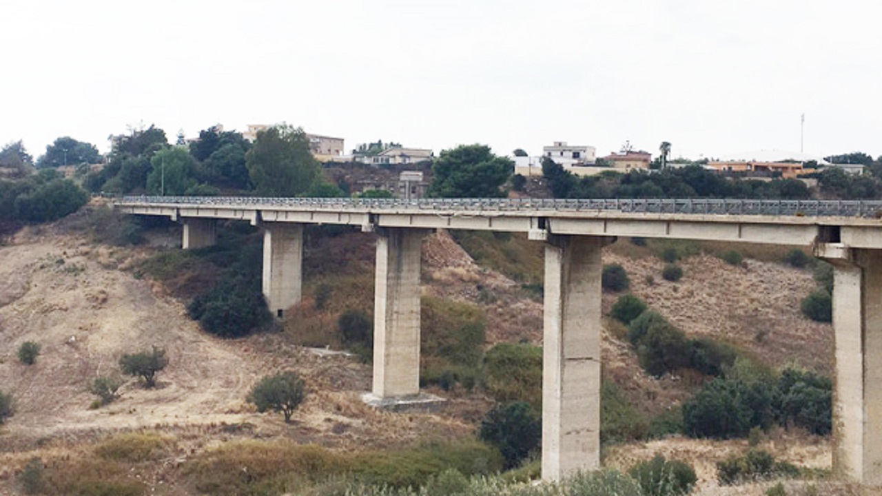 VIADOTTO CANSALAMONE: PER LE VERIFICHE INTERVIENE L'UNIVERSITA' LA SAPIENZA DI ROMA