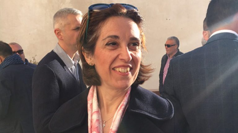 VALENTI-FRANCESCA-24-APR-2017 1280x720