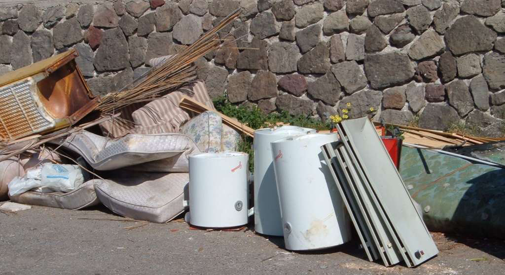 rifiuti-ingombranti-grande 1280x720