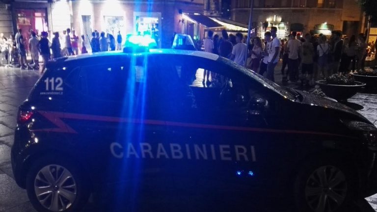 carabinieri-cantu-notte-1