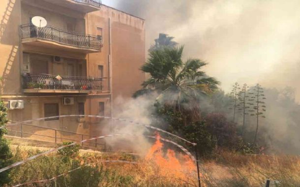 INCENDIO BOSCO, I VIDEO DEI NOSTRI LETTORI