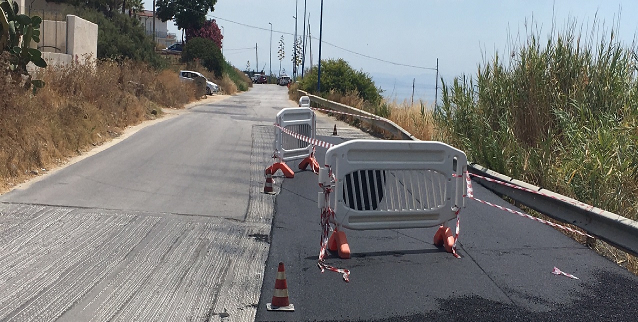 via lido smottamento asfaltato