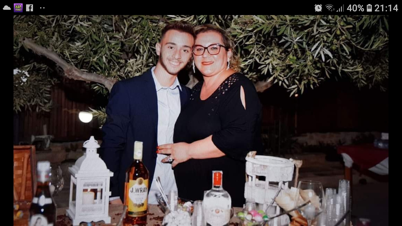 Screenshot_20210128-211500_Facebook