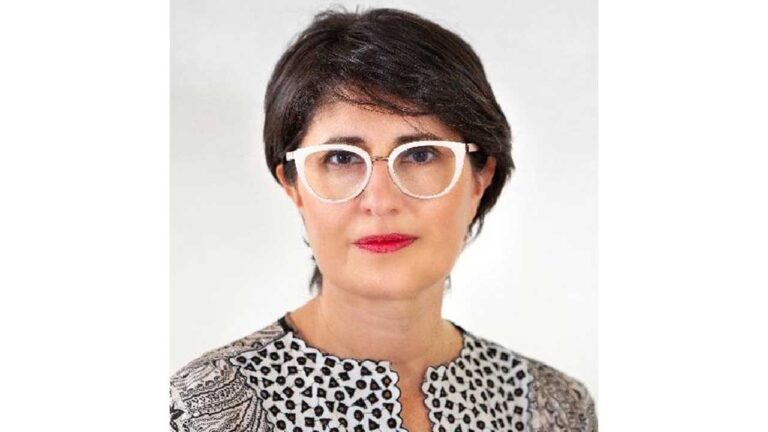 Stella Vella