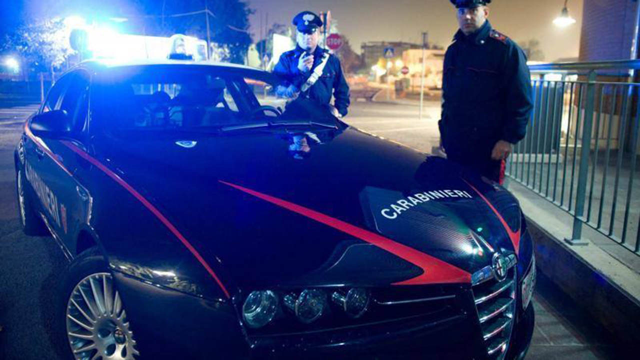 Carabinieri pattuglia notte