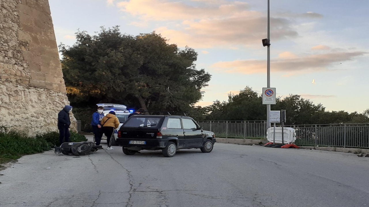 D0F39B71-3B6E-4719-80FC-D50B3DE513EB