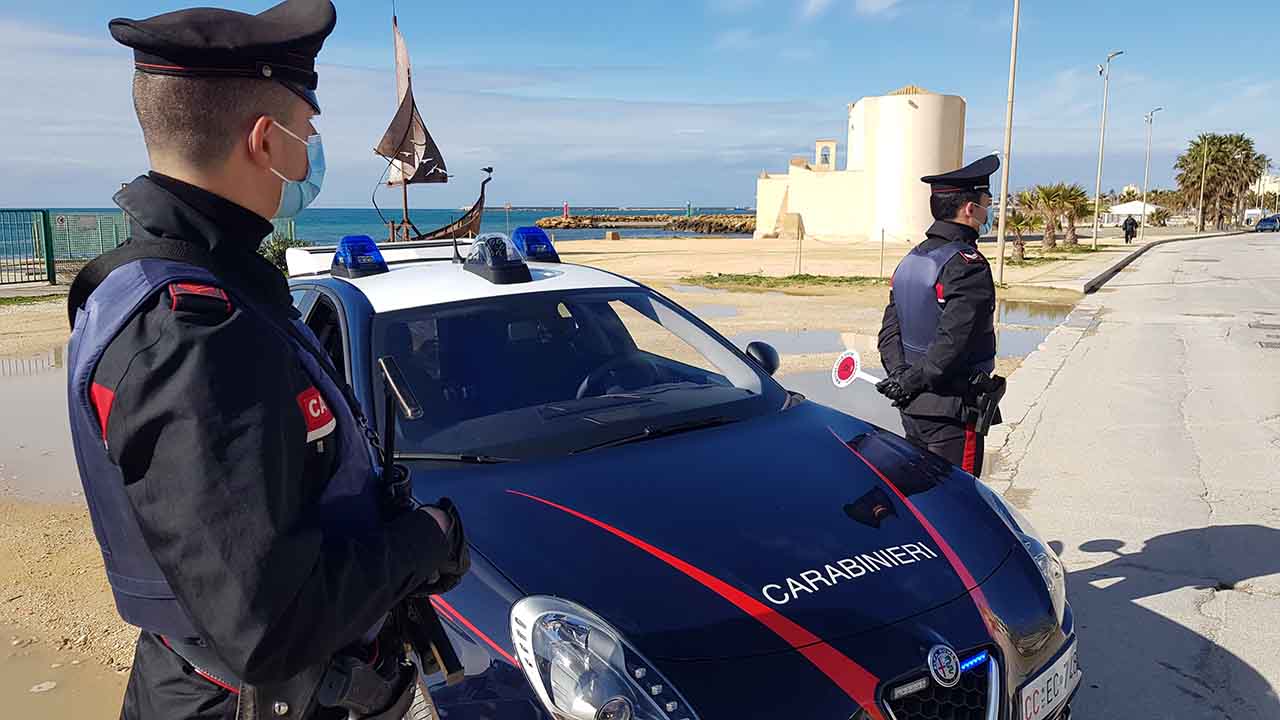 carabinieri pattuglia