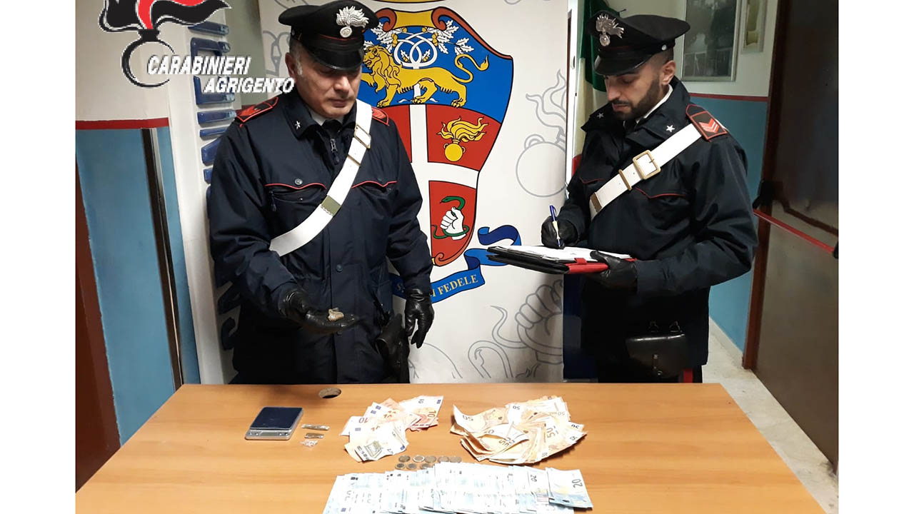 Arrestato 35enne riberese per detenzione droga ai fini di spaccio. La consegnava a domicilio