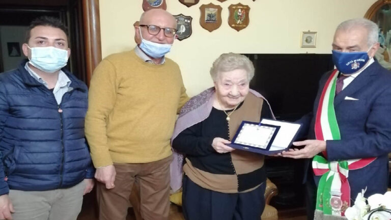 centenaria a Licata