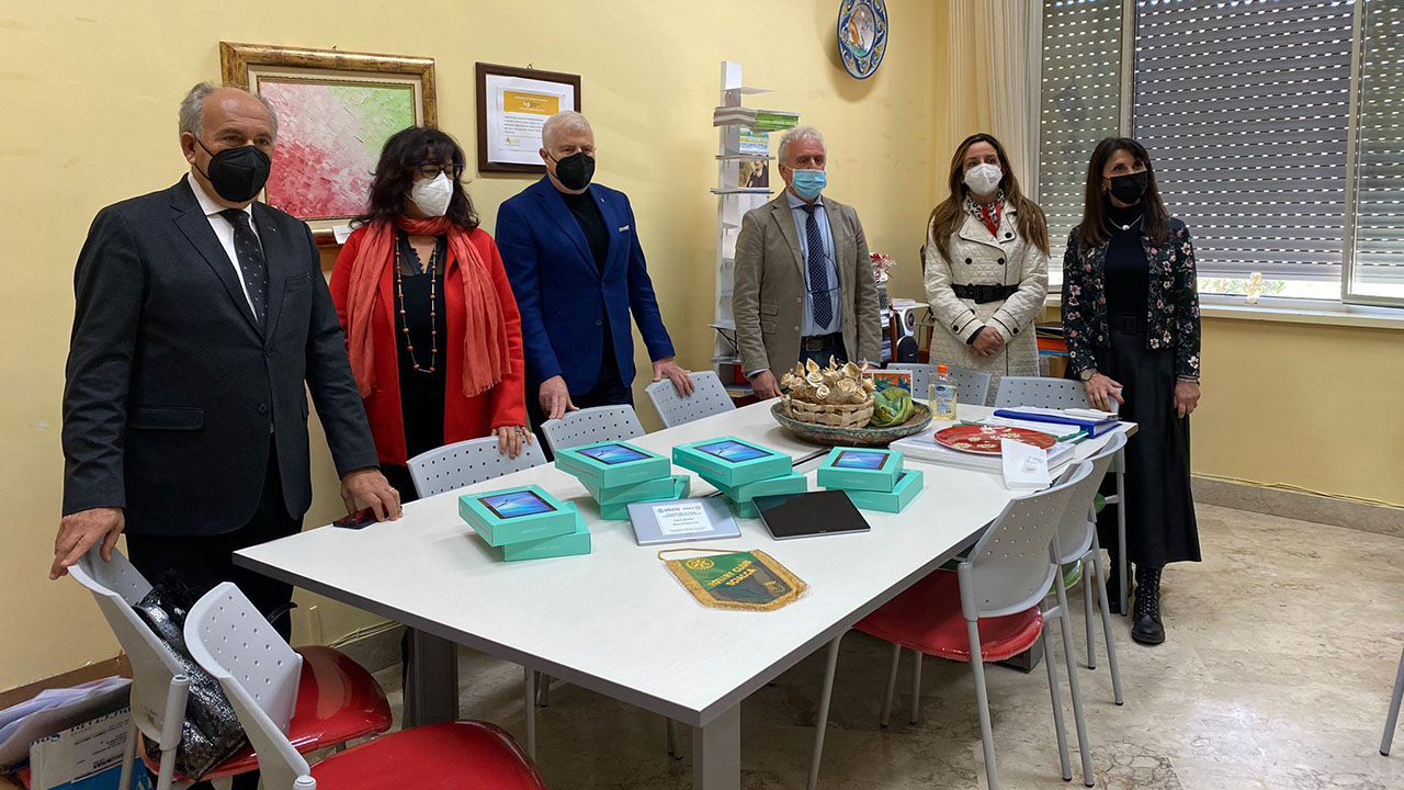 Rotary consegna tablet