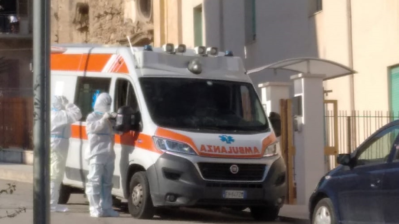 ambulanza boccone del povero