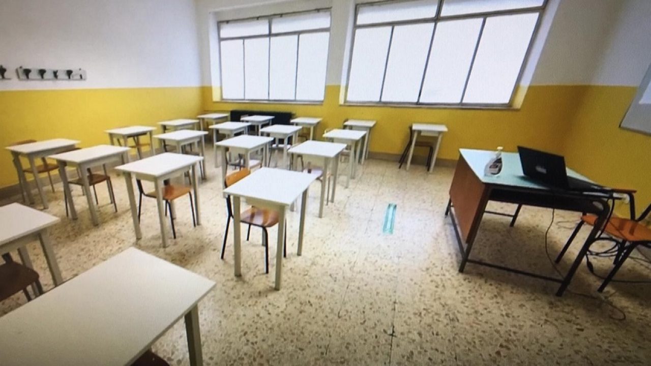 aula vuota scuole covid