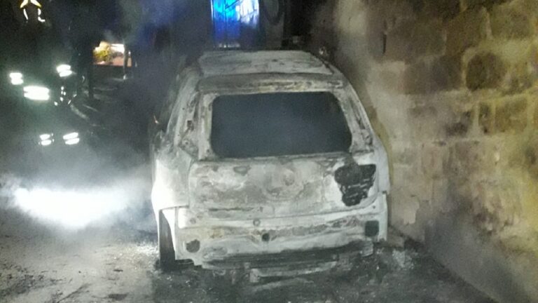 incendio auto burgio 2021