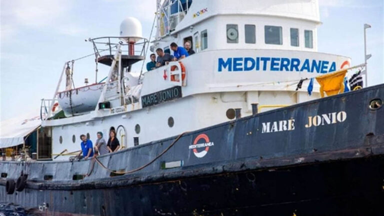 mare jonio nave