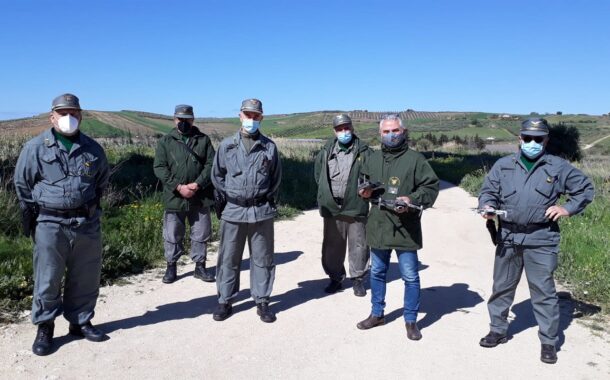 Arrivano finalmente i droni per combattere gli incendi estivi