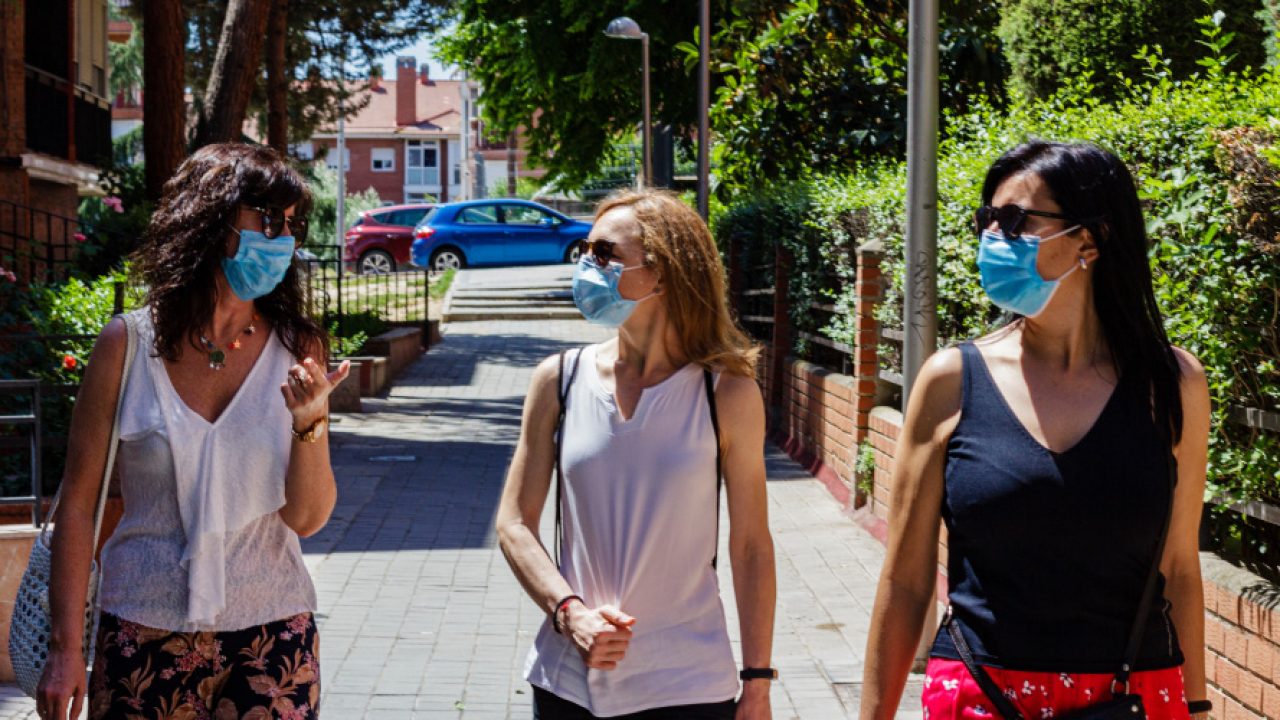 mascherine aria aperta estate