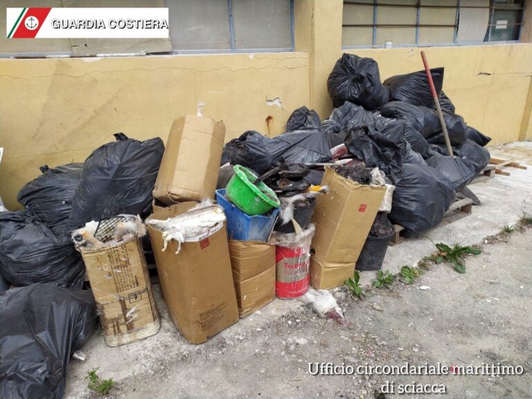 sequestro rifiuti Circomare 1