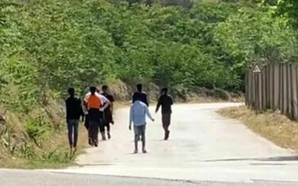 Migranti, a Villa Sikania proteste, disordini e fughe: scappano in 40, 11 già individuati