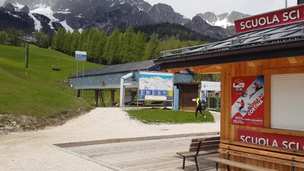 p7ja52dxrz476l2zmvn1l038