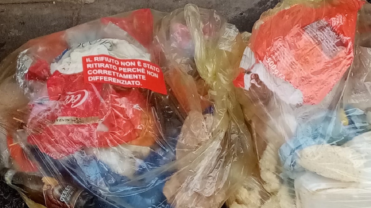rifiuti non ritirati home 2021