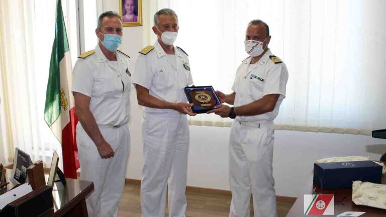 CAPITANERIA VISITA AMMIRAGLIO Giovanni Pettorino 2