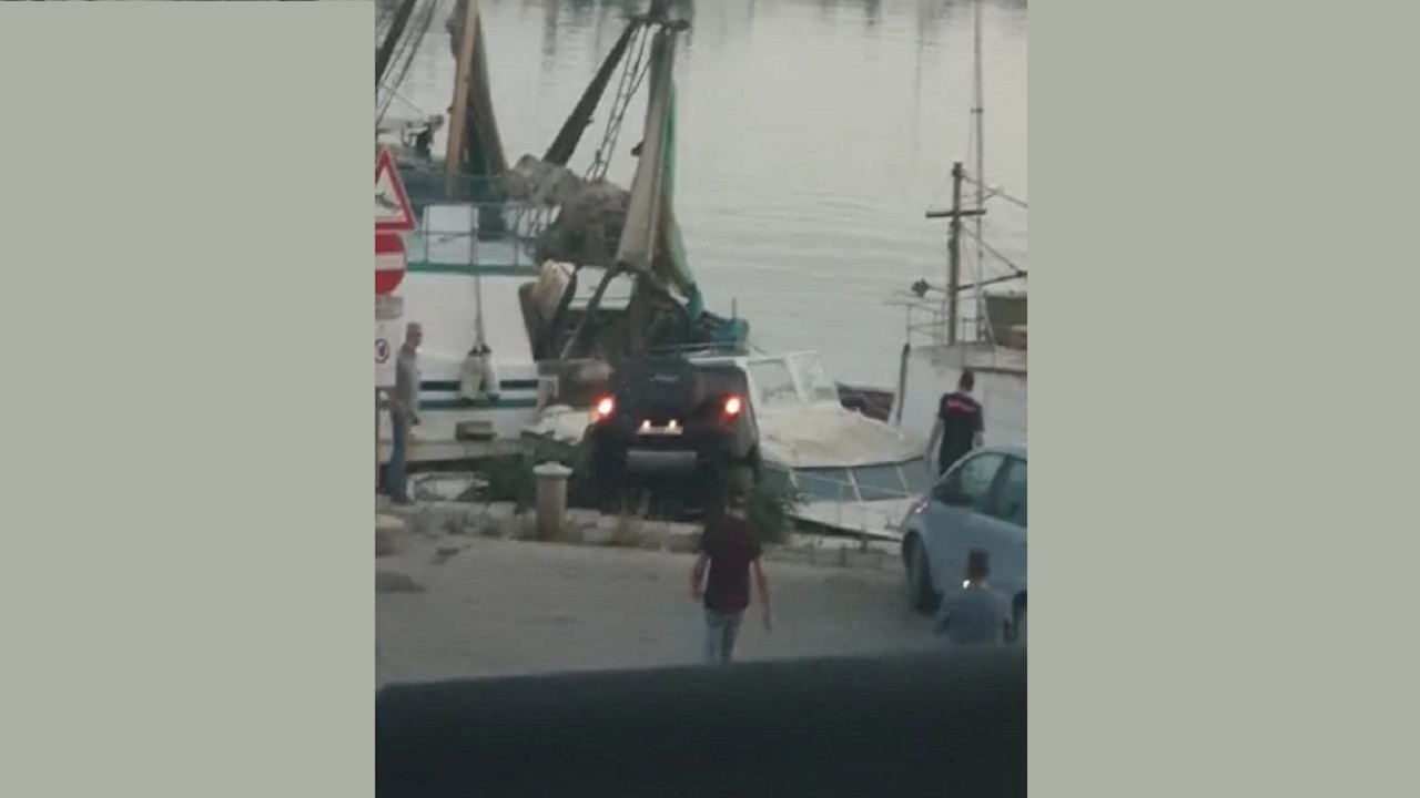 auto in acqua porto 2021