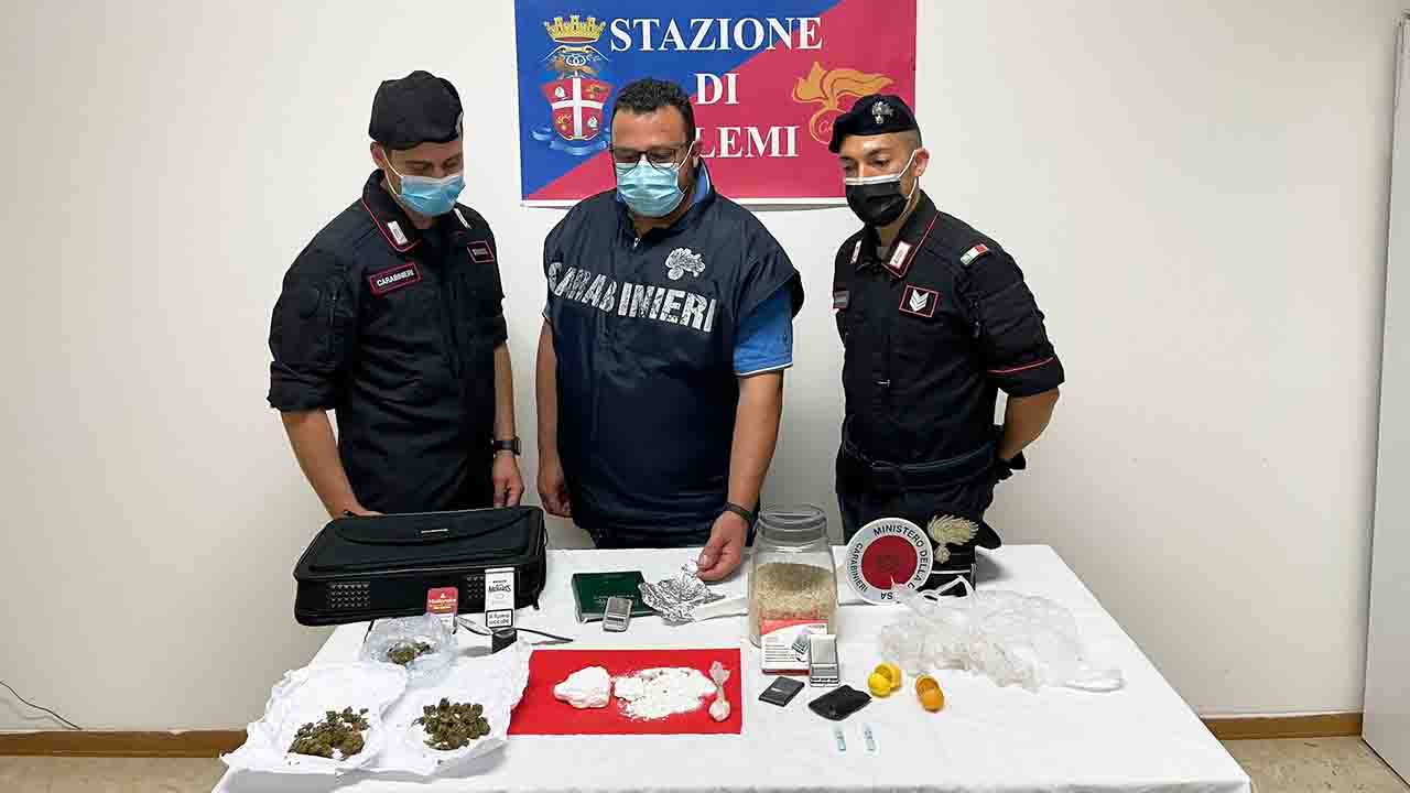 carabinieri droga Salemi