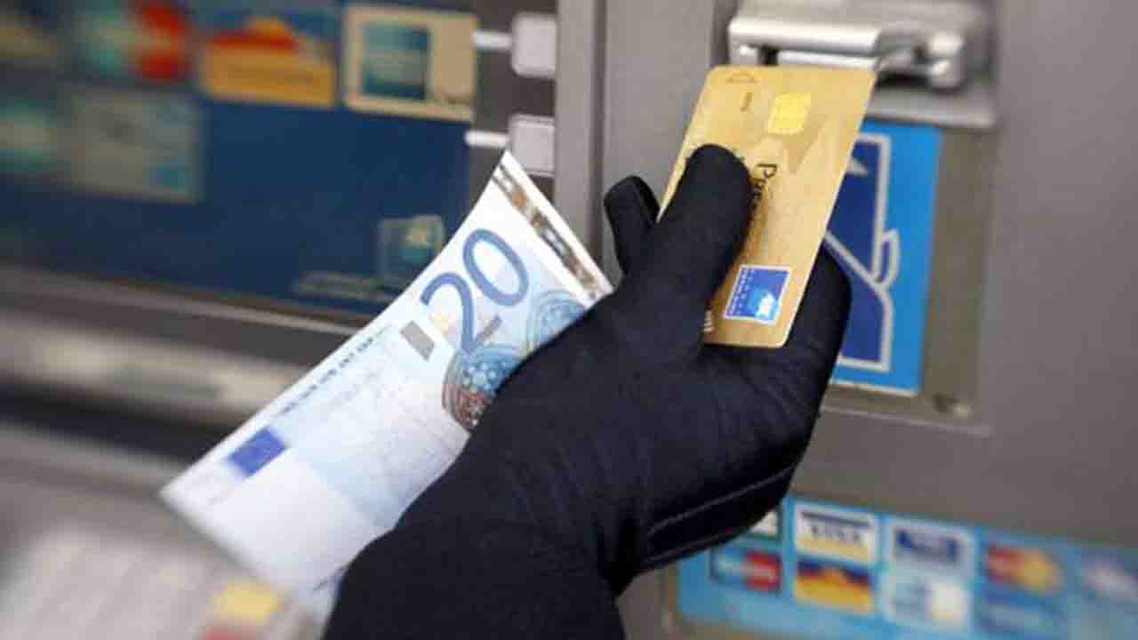 carta-credito-furto-rubata