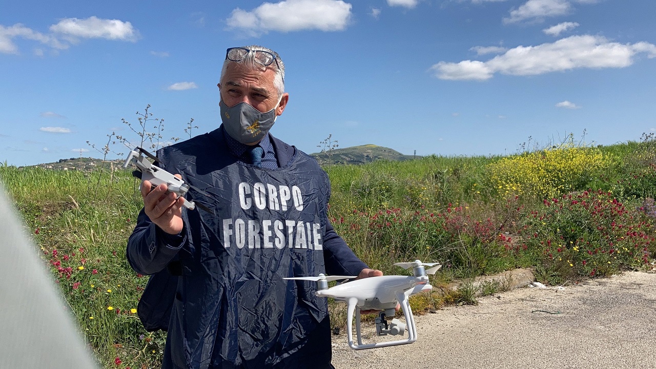 droni corpo forestale