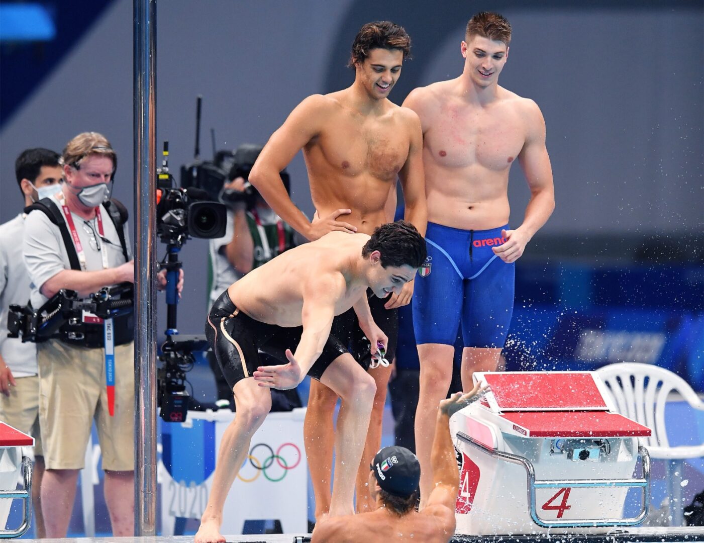 Nuoto, azzurri della 4×100 argento a Tokyo “Scritta la storia”