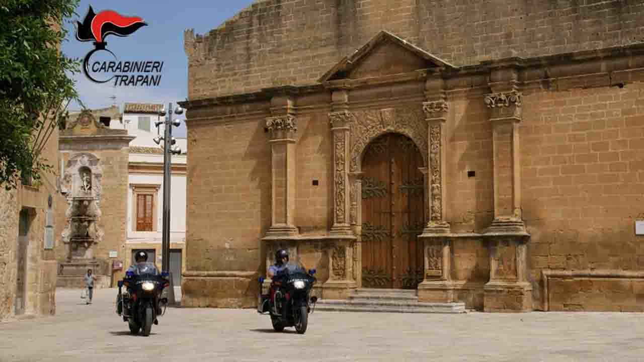 Carabinieri moto Castelvetrano