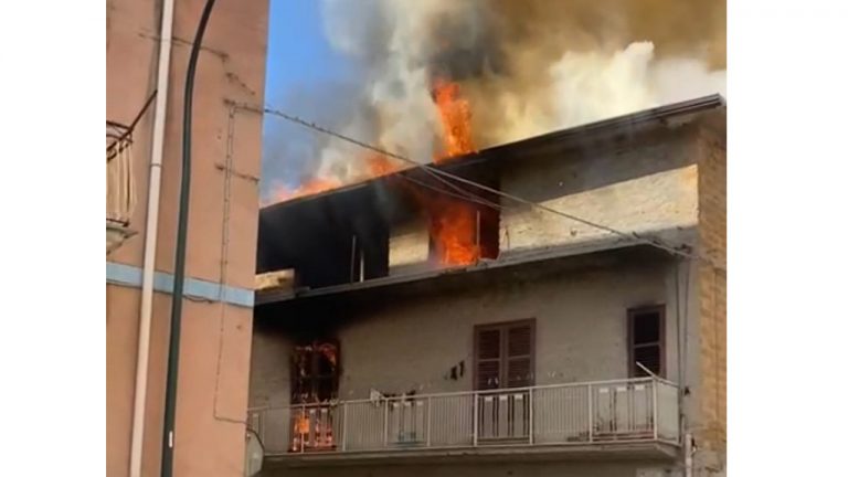 INCENDIO ABITAZIONE FAVARA 2