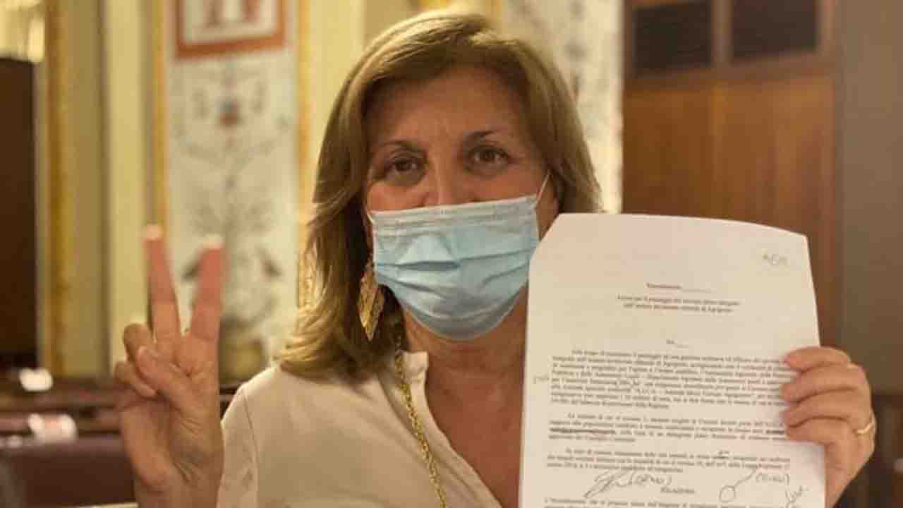 LA ROCCA RUVOLO CON LEGGE PRESTITO AICA