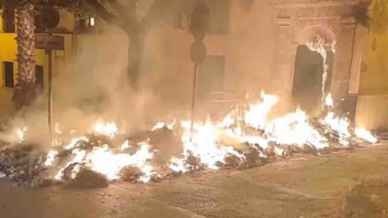 Rifiuti-fuoco-discarica