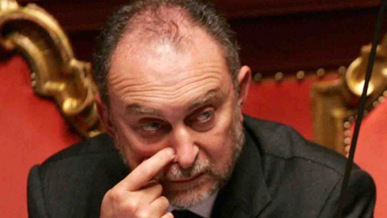 MAFIA: PROCURA PALERMO CHIEDE GIUDIZIO PER SEN. D'ALI'