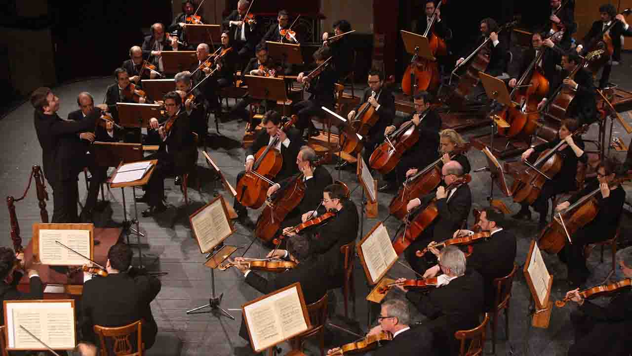 Stasera concerto dell'Orchestra Sinfonica Siciliana, omaggio a Piazzolla, Grieg & Dvořák