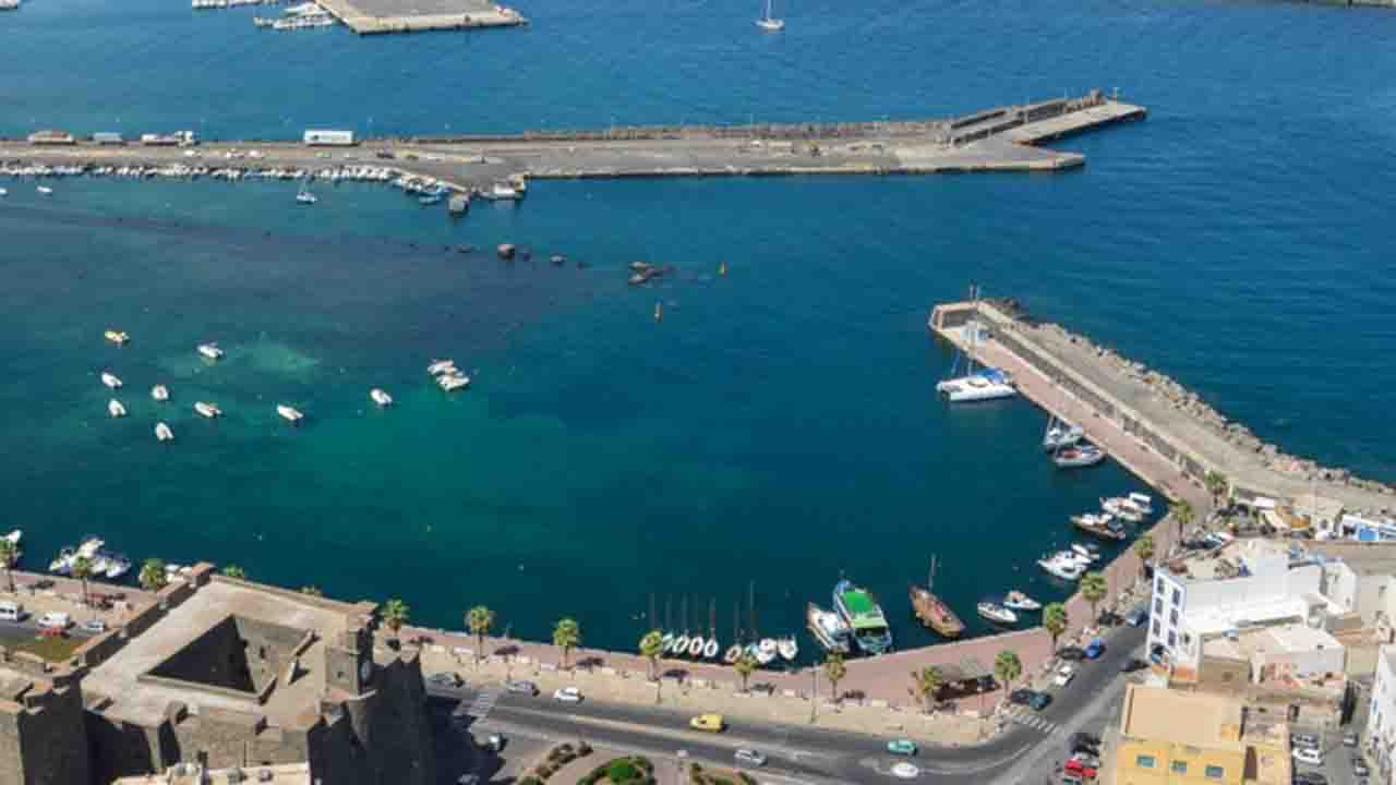 Pantelleria, focolaio Covid alla festa: 70 positivi, 3 intubati