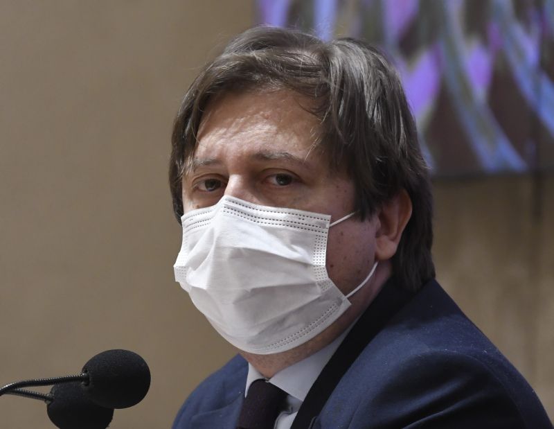 Sileri “80% vaccinati a metà settembre oppure si valuterà obbligo”