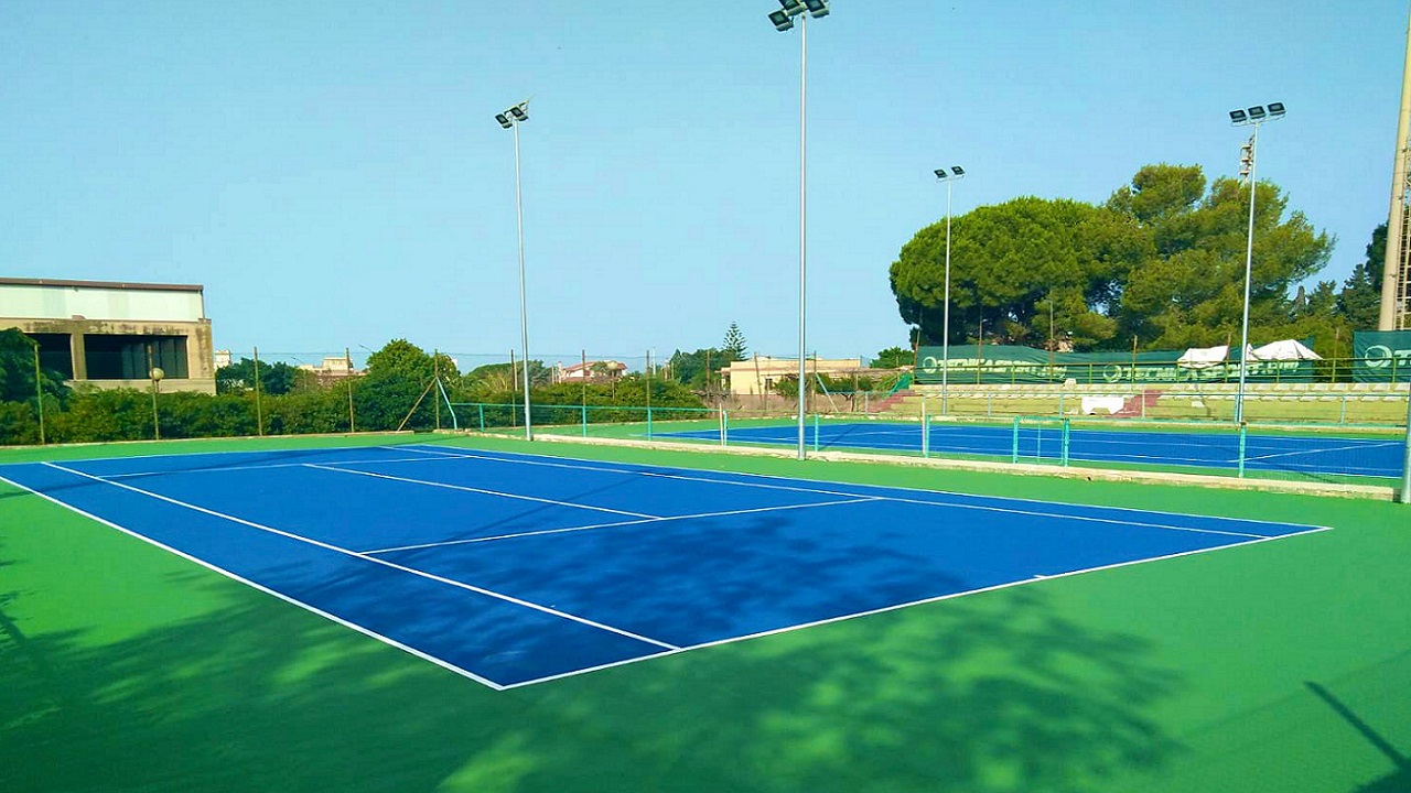 Nuovi campi da tennis, furto 48 ore prima dell'apertura