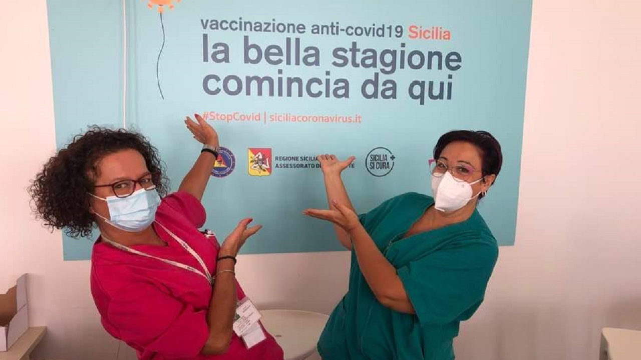 Operatori sanitari di Sciacca avviano campagna social di inviti alla vaccinazione