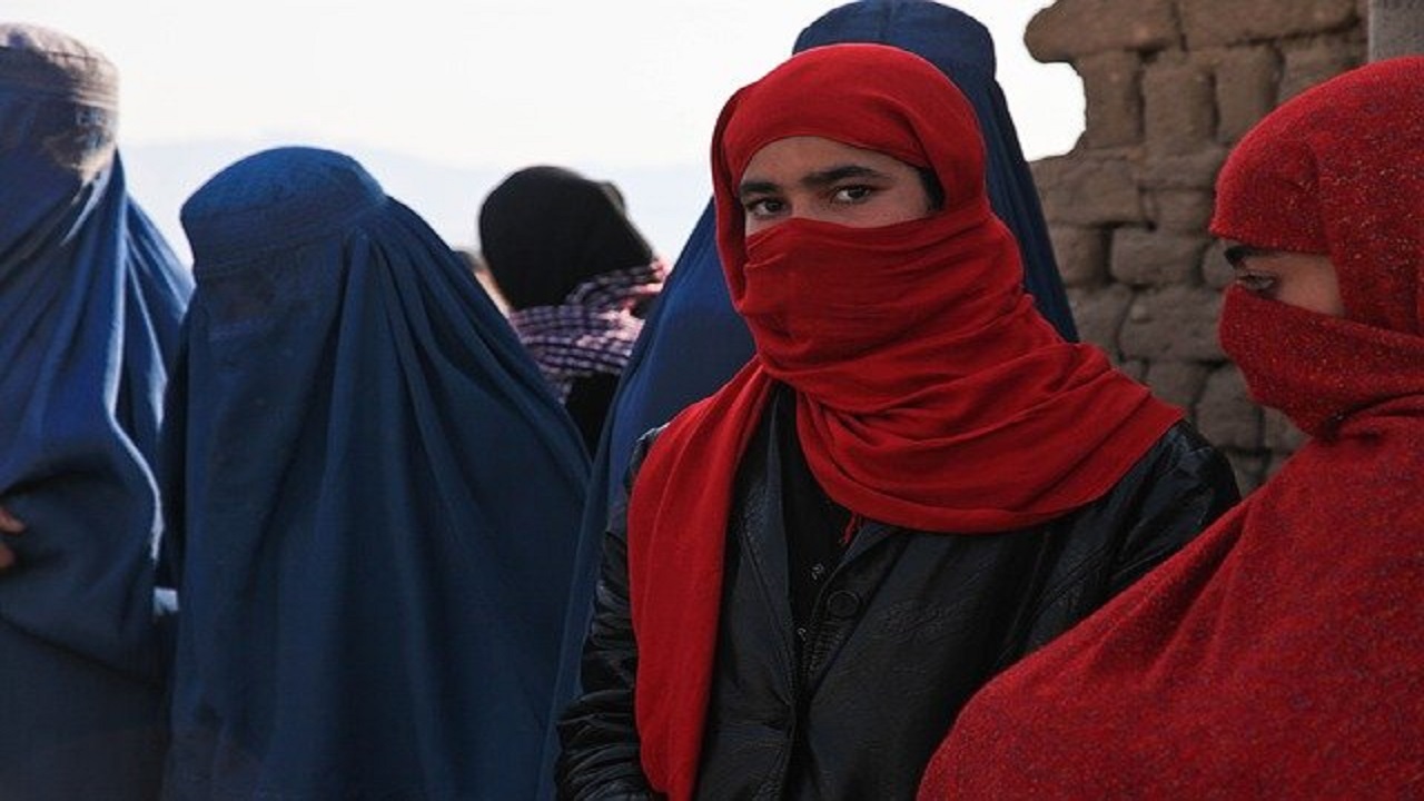 Flashmob a Sciacca per le donne afghane