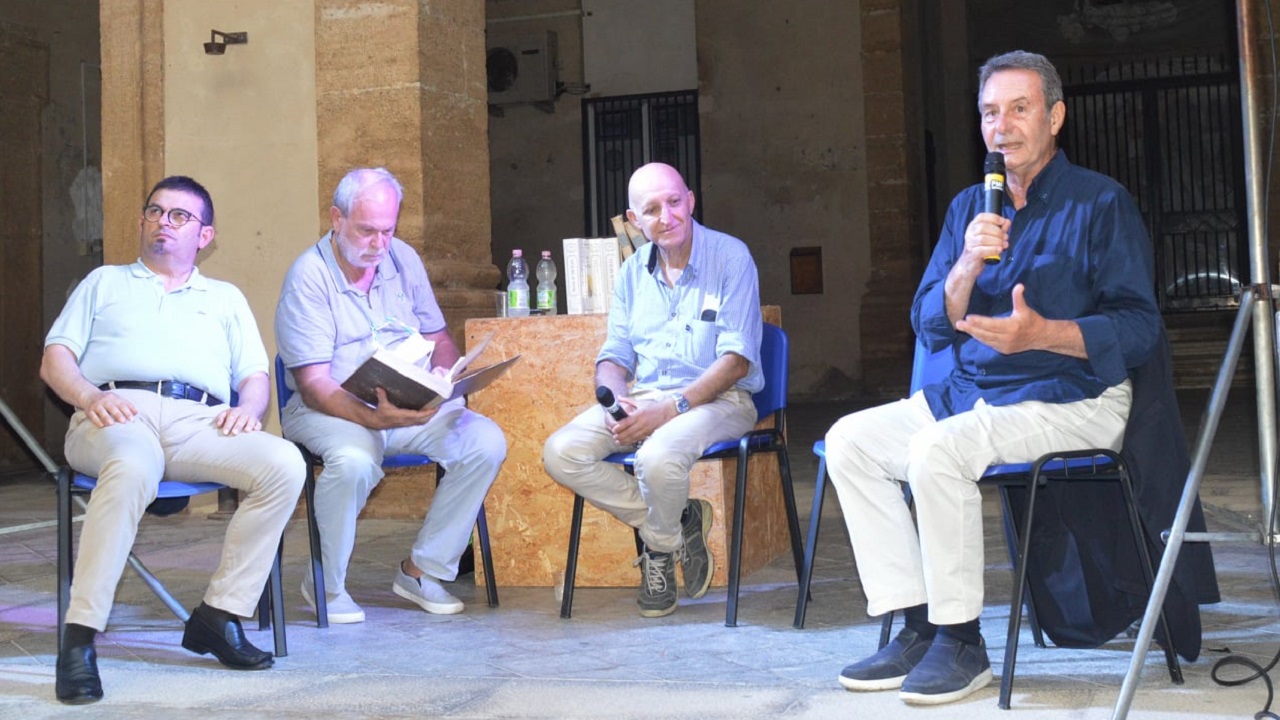 libro fazello municipio sciacca 2021