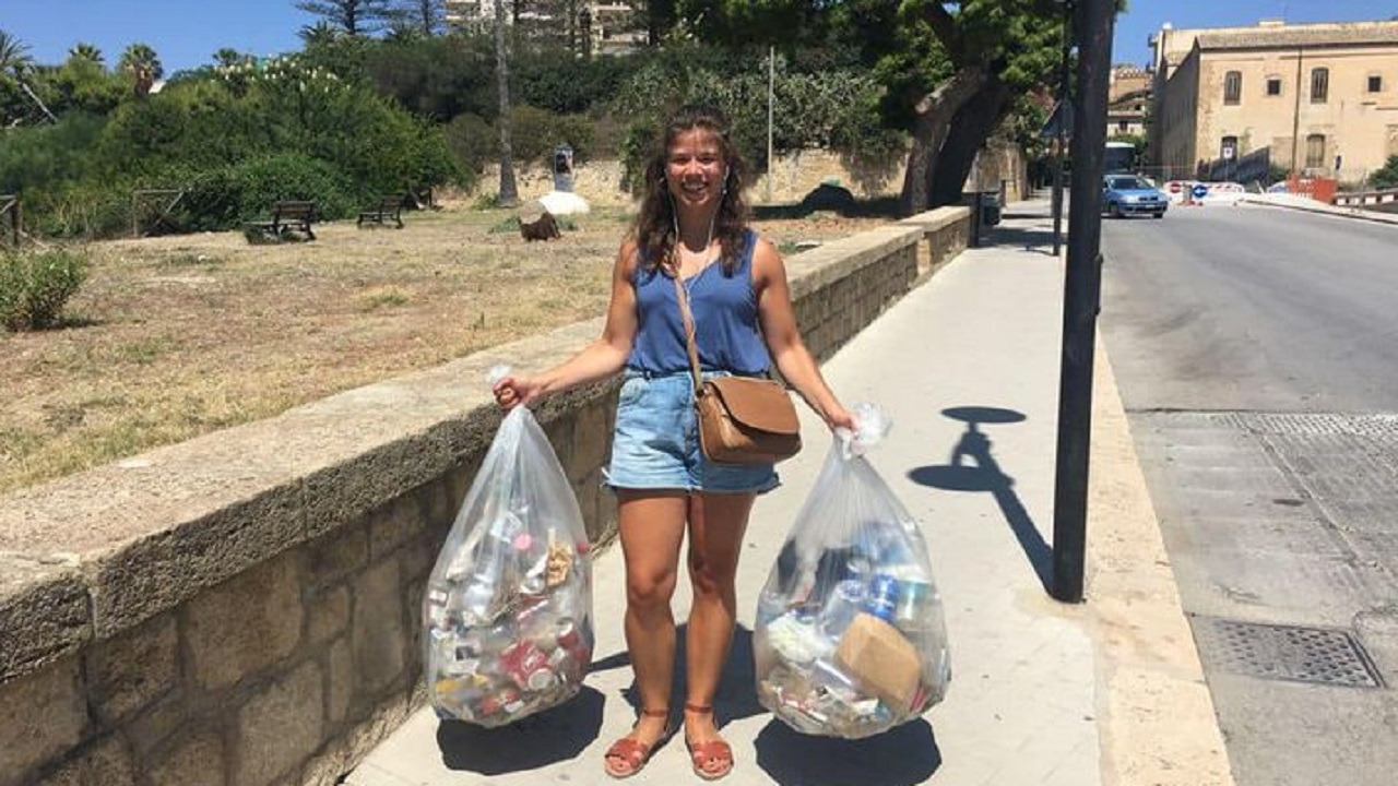 turista rifiuti fondo bernardo 2021