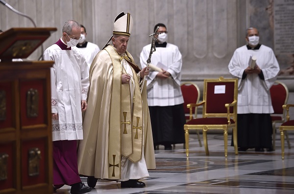 Afghanistan, Papa Francesco “Paesi accolgano chi cerca nuova vita”