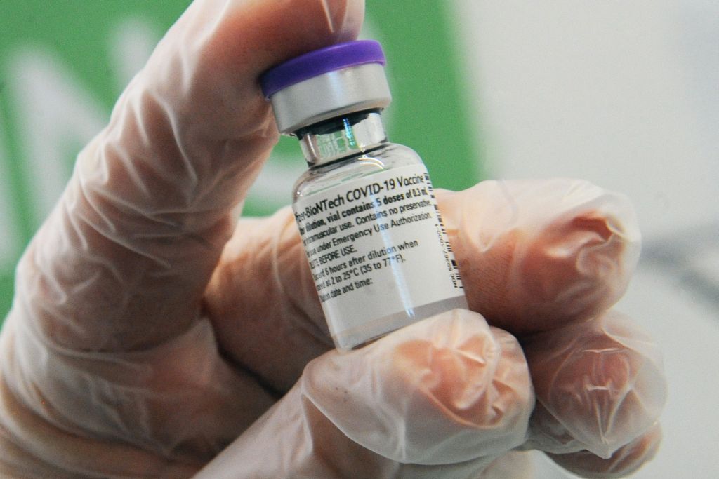 Vaccino, infettivologo Gori “Smonto le bugie dei No Vax”