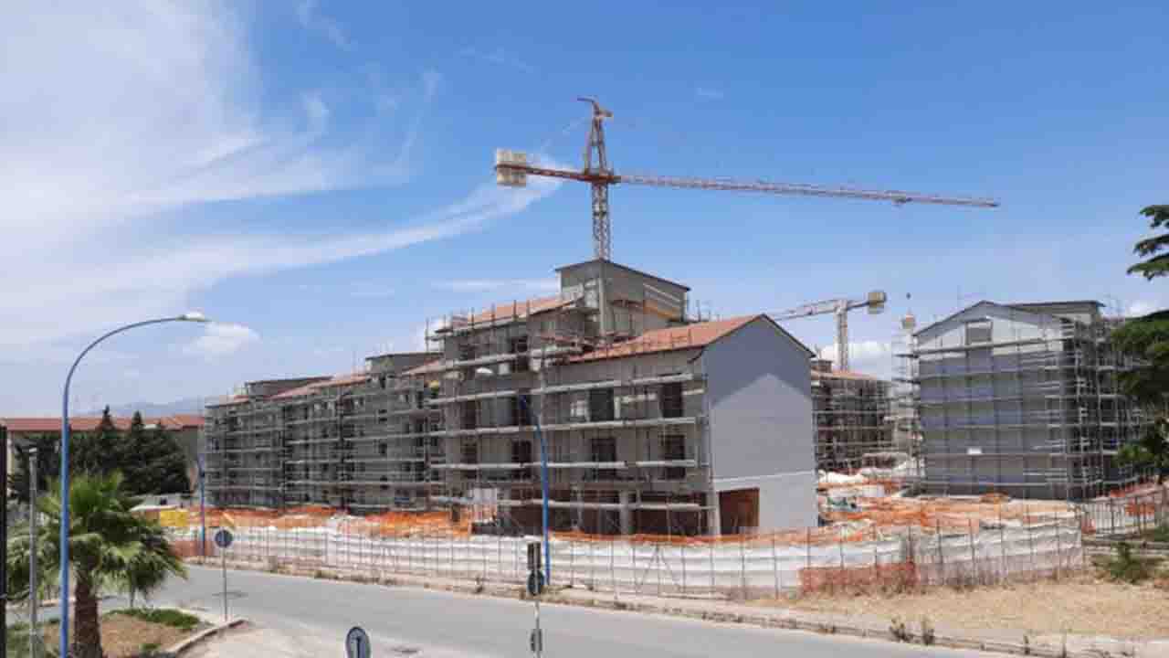 Case popolari Ribera Martiri via Fani