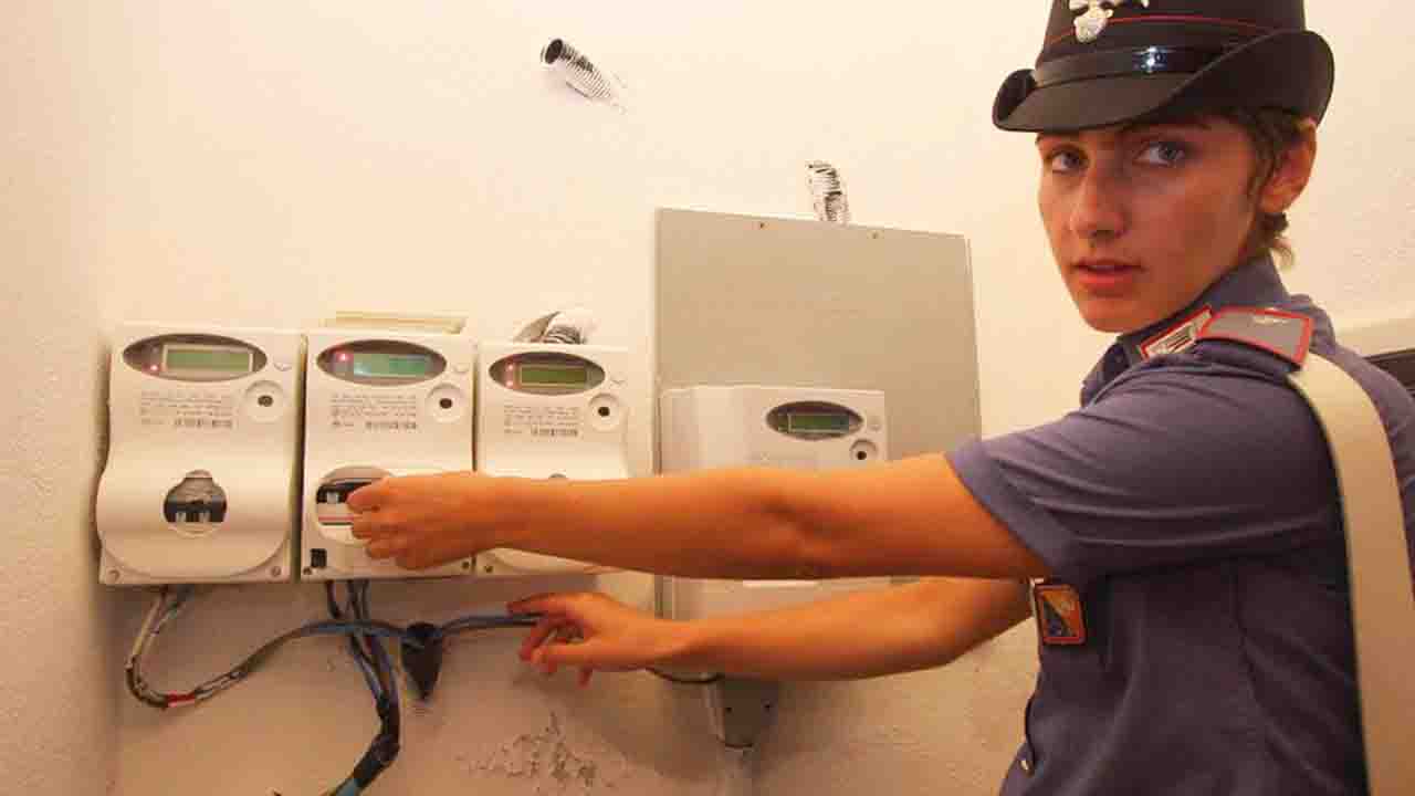 carabinieri allaccio abusivo rete Enel