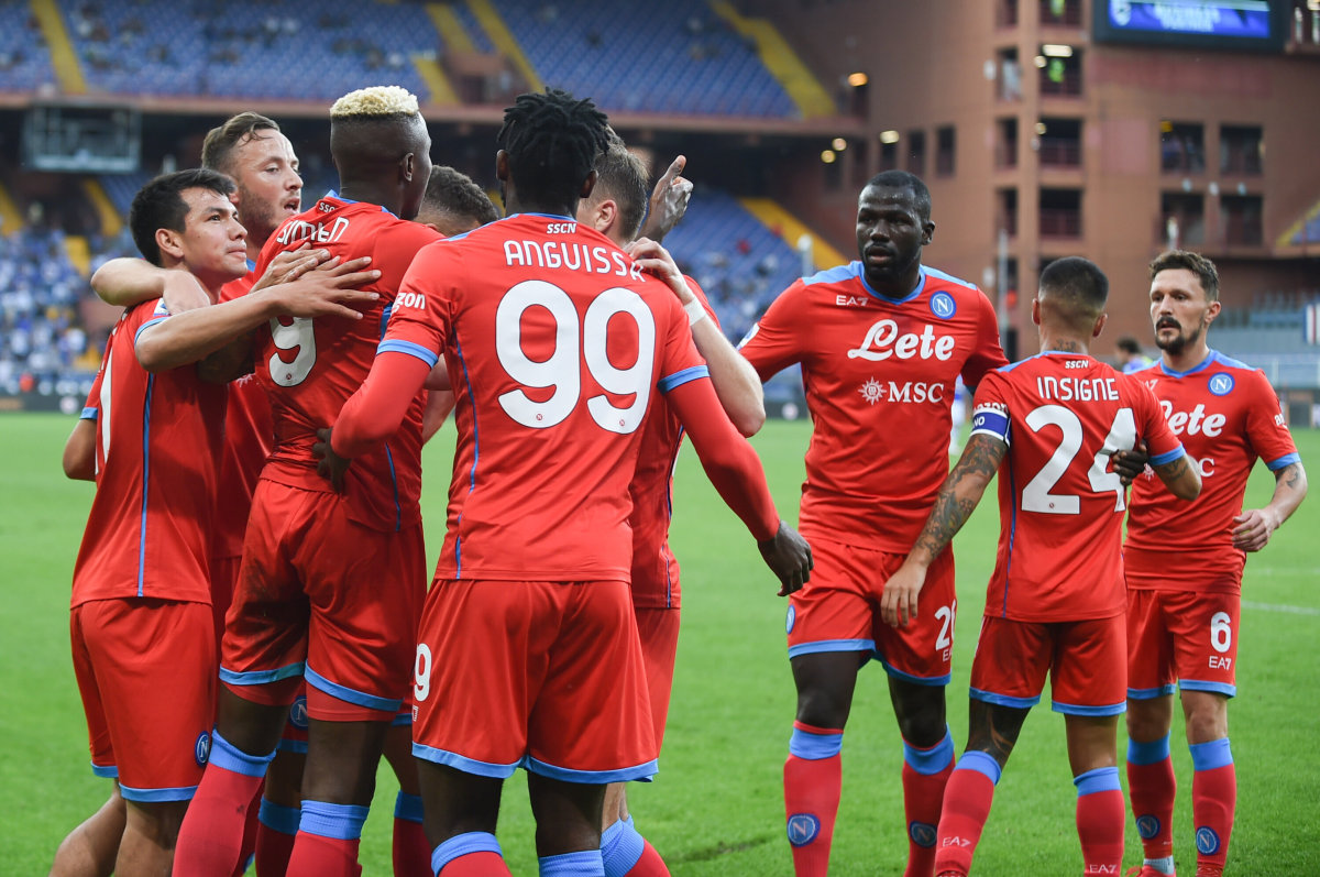 Napoli a punteggio pieno, al Ferraris 4-0 alla Samp