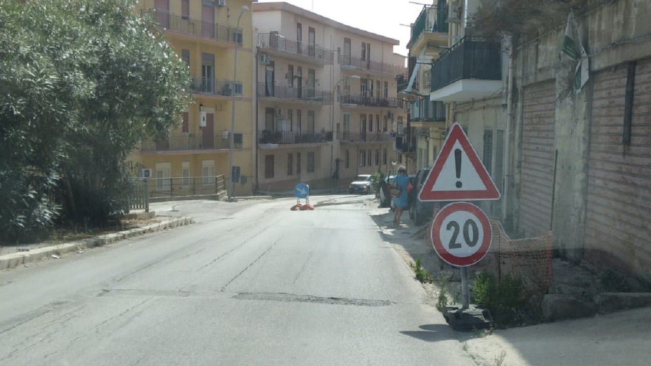 via amendola buca 2021